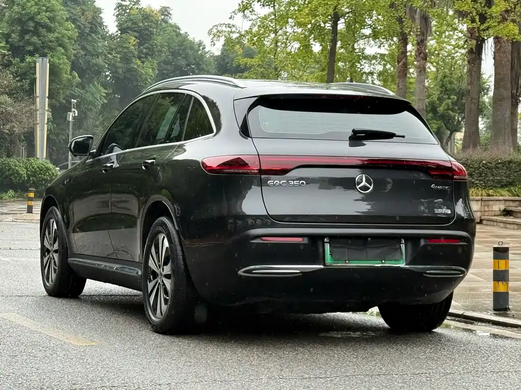 Mercedes-Benz EQC — миниатюра 6