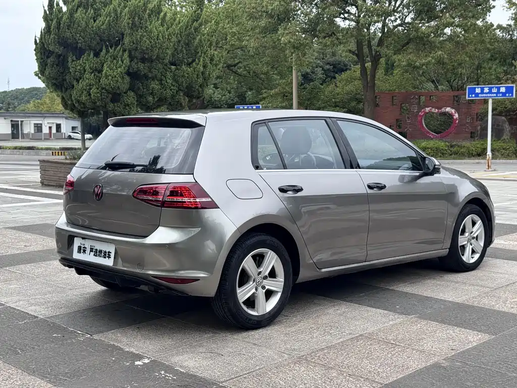 Volkswagen Golf — миниатюра 5
