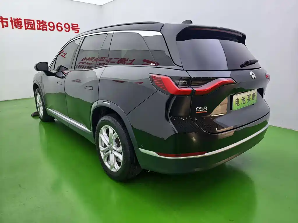 NIO NIO ES8