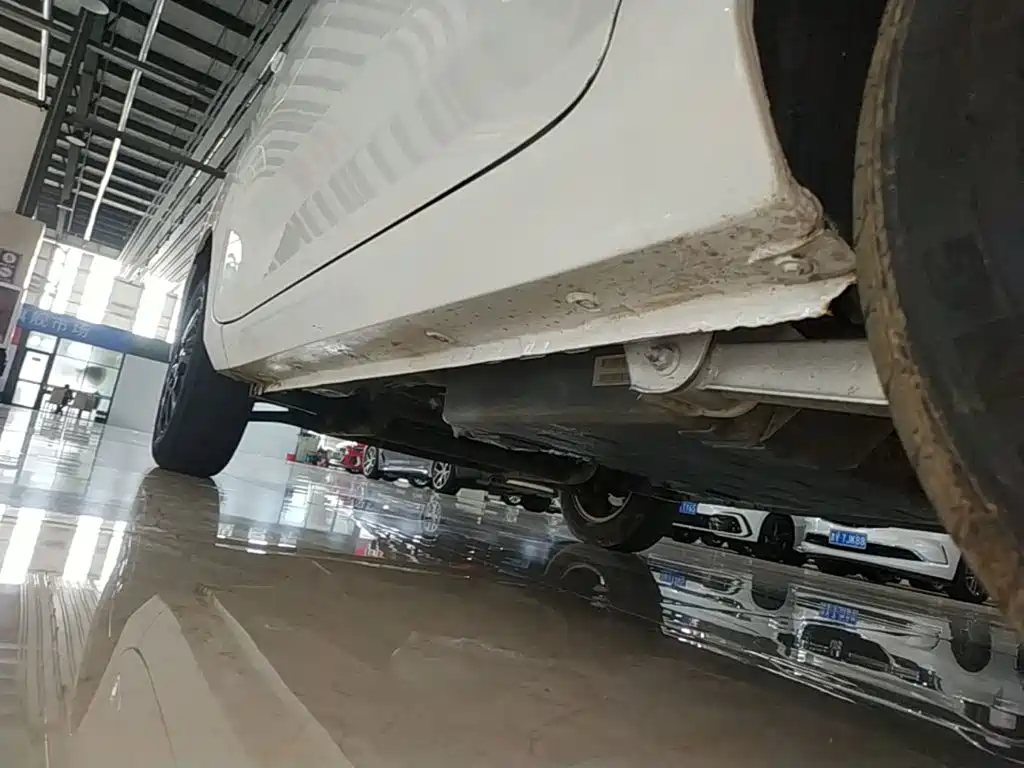 Wuling MINIEV — миниатюра 22