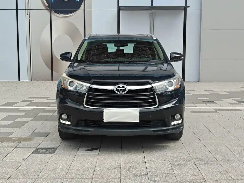 Toyota Highlander — миниатюра 2