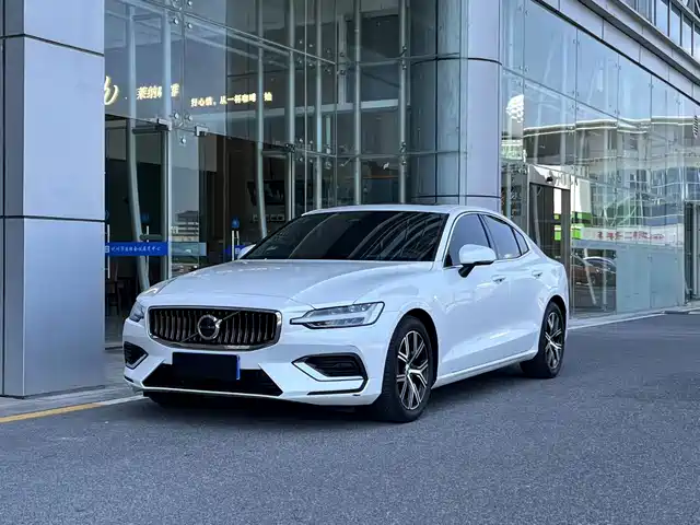 2024 Volvo S60