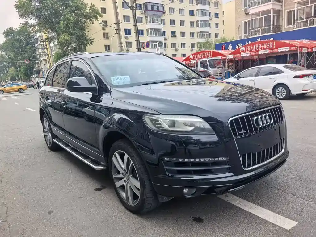 Audi Q7 — миниатюра 3