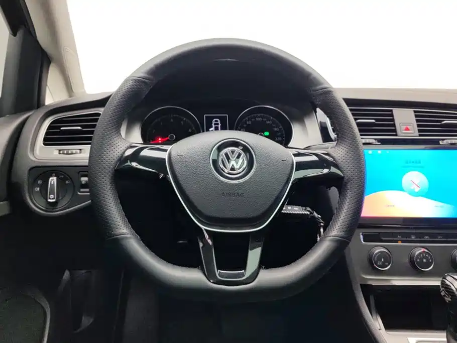 Volkswagen Golf — миниатюра 15