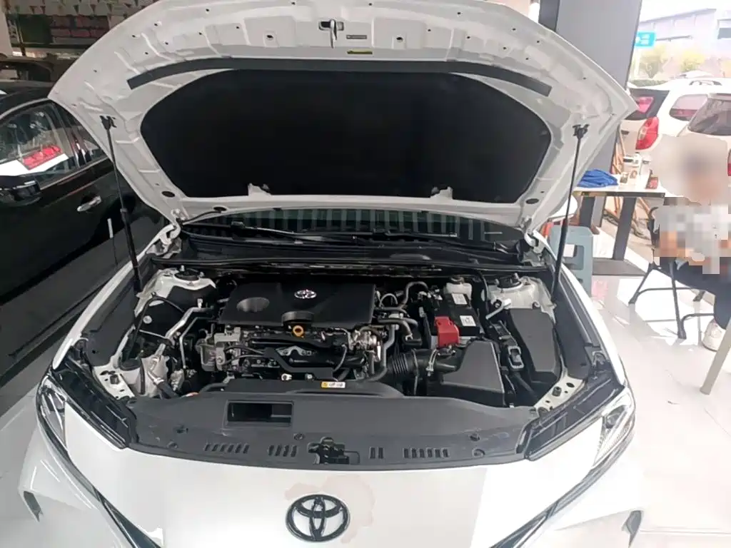 Toyota Camry — миниатюра 20
