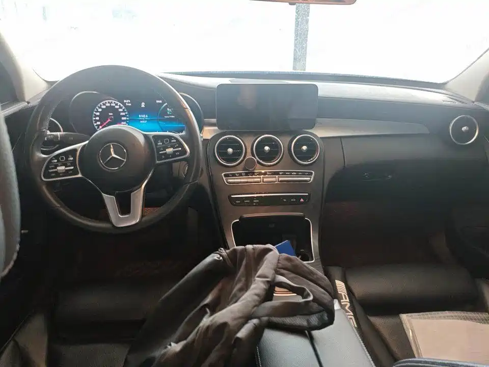 Mercedes-Benz C-Class — миниатюра 4