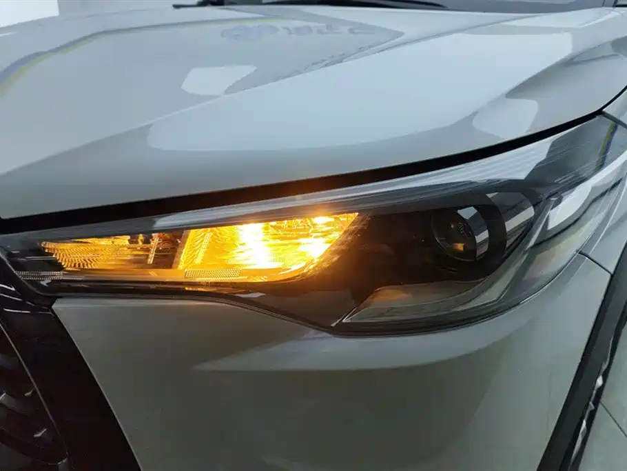 TOYOTA COROLLA SHARP AMPLIFIER