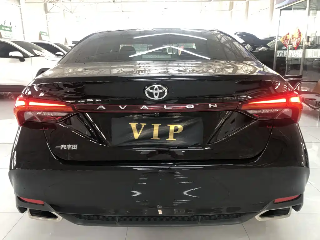 Toyota Avalon 2019 2.0L VI
