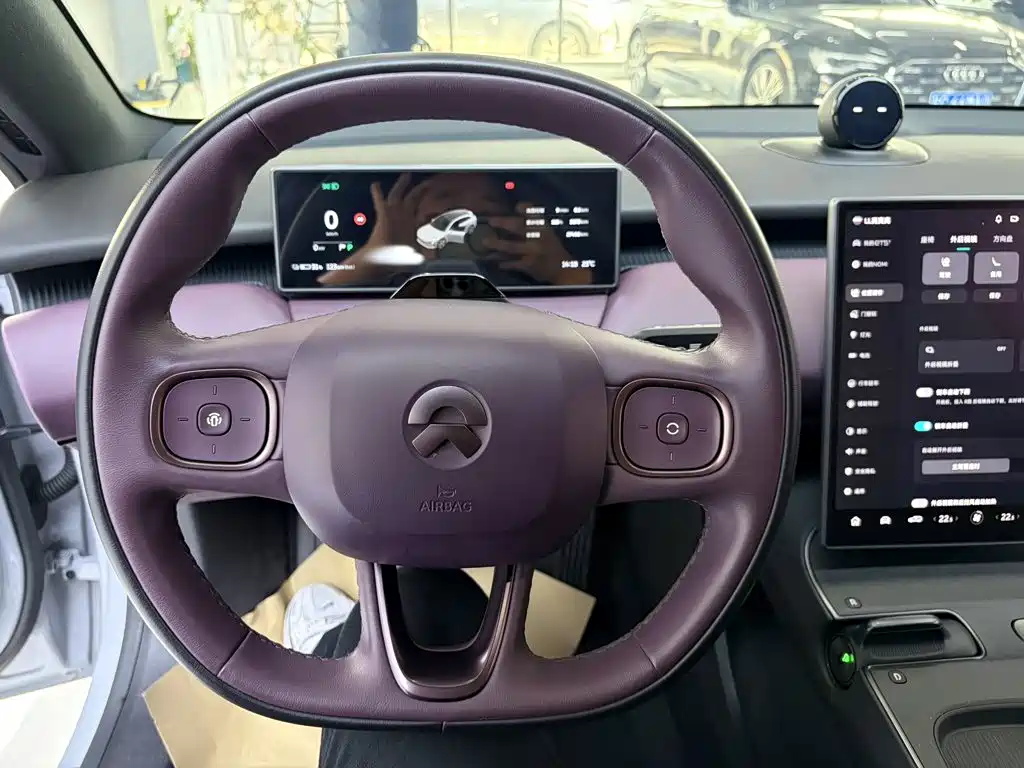 NIO ET5T — миниатюра 11
