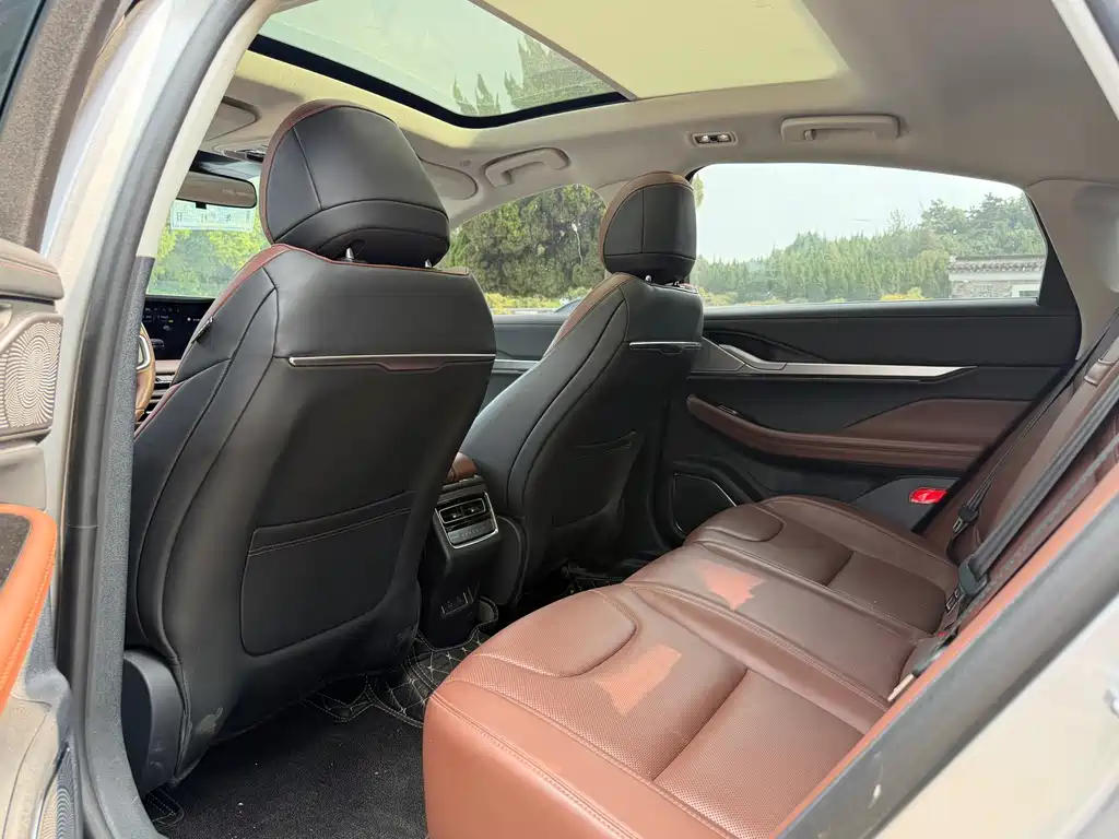 Lincoln Z — миниатюра 12