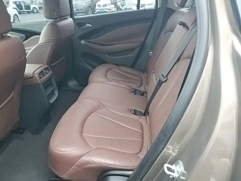 Buick Envision Plus — миниатюра 17