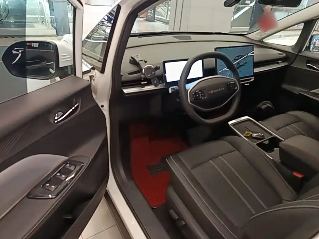 Venucia VX6 — миниатюра 16
