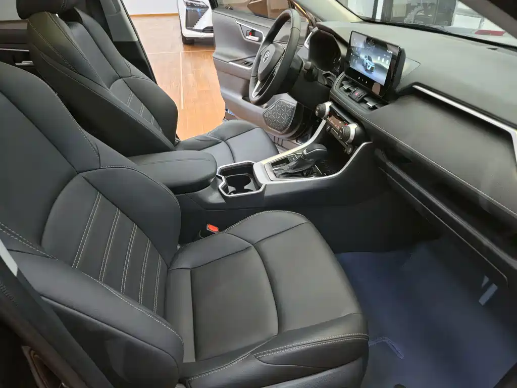 Toyota Wildlander — миниатюра 20