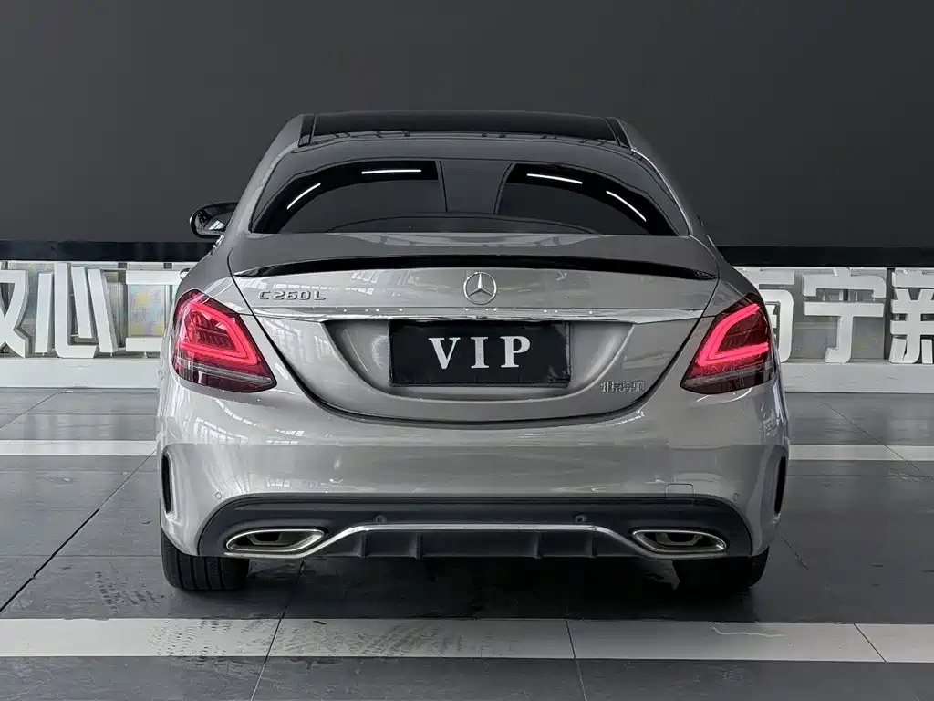 Mercedes-Benz C-Class — миниатюра 6