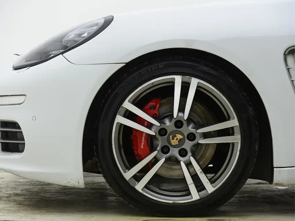 Porsche Panamera — миниатюра 17