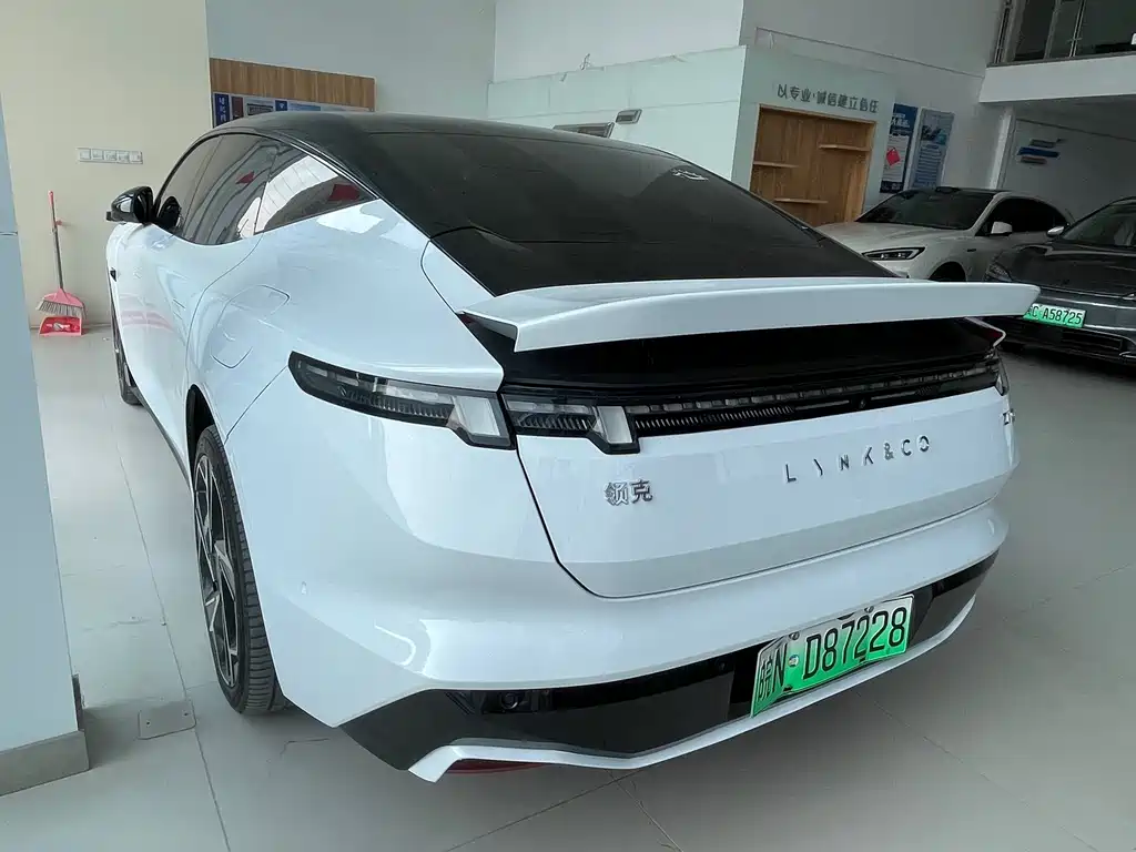 Lynk & Co Z10 — миниатюра 9
