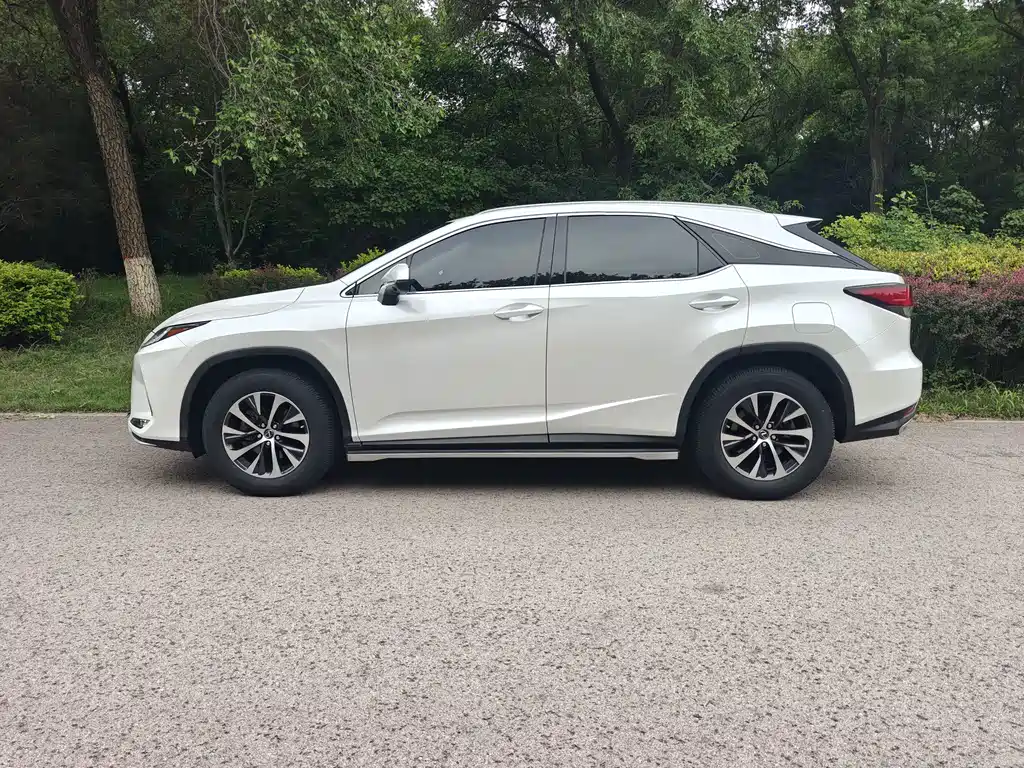 Lexus RX — миниатюра 7