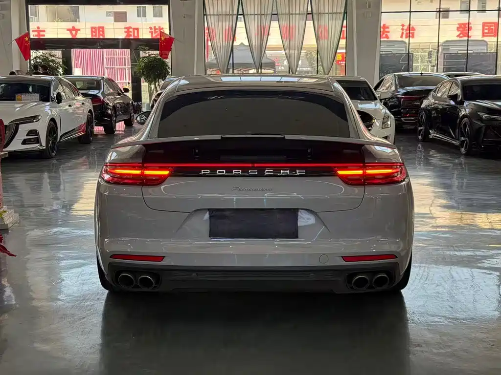 Porsche Panamera — миниатюра 8