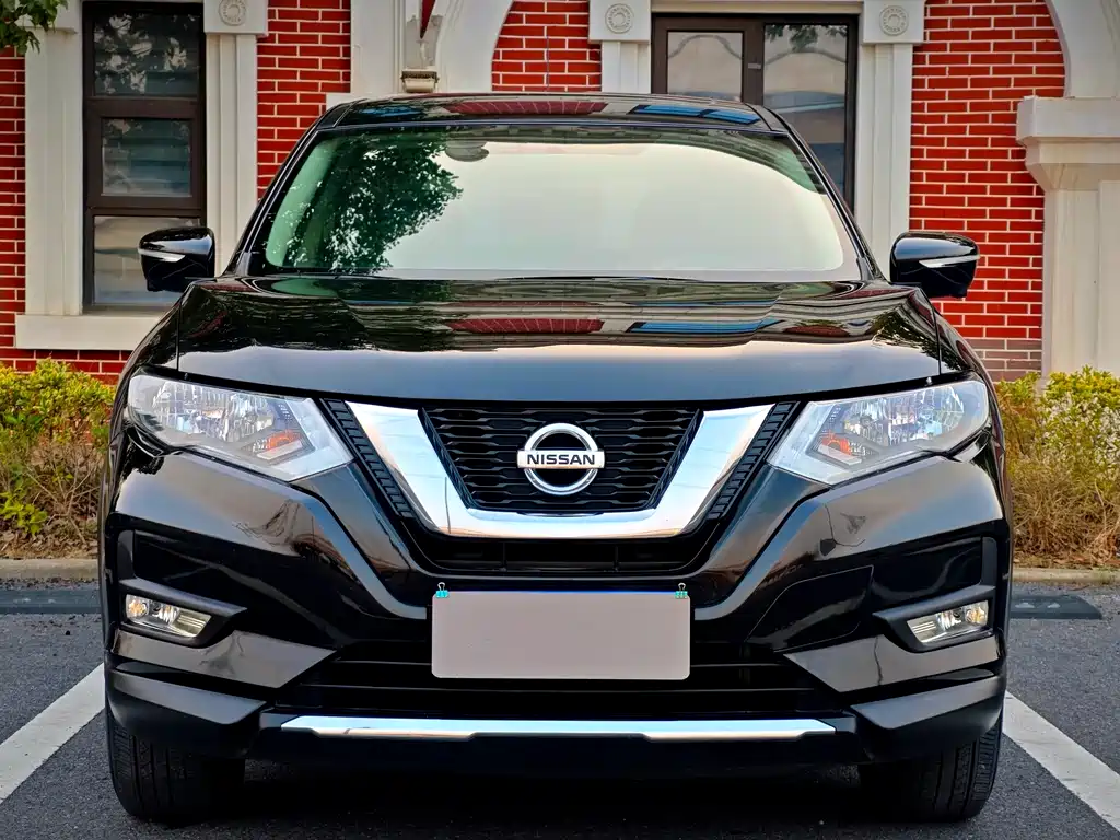 NISSAN QIJUN