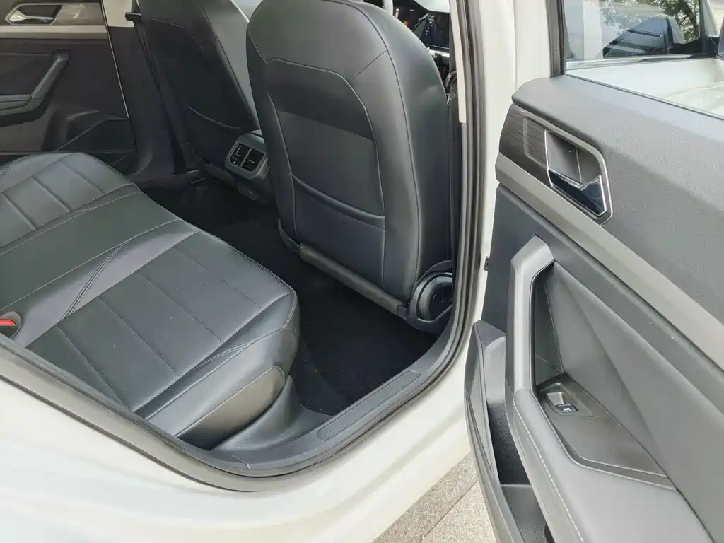 Volkswagen Lavida — миниатюра 14