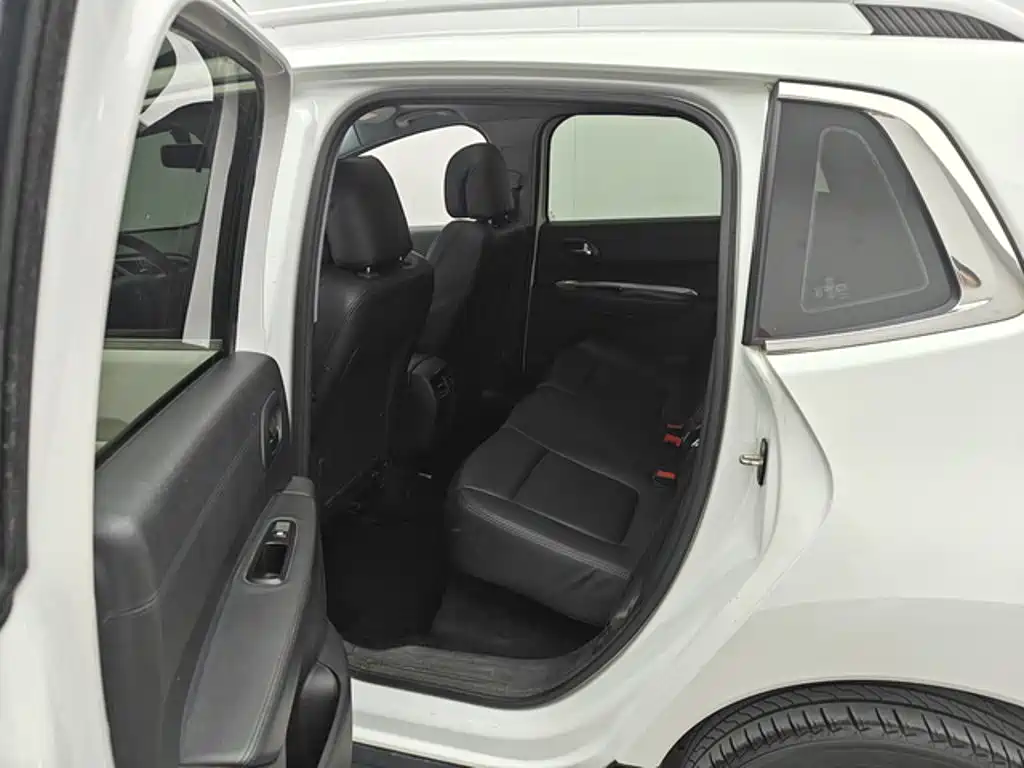 Peugeot 3008 — миниатюра 9