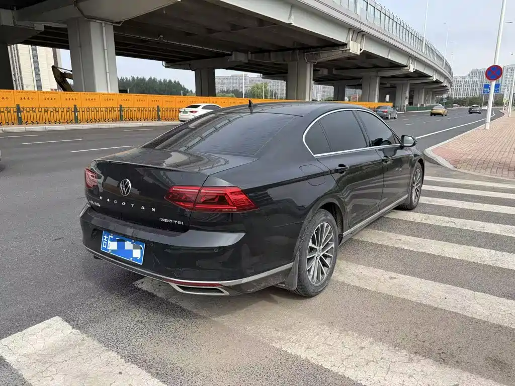 Volkswagen Magotan — миниатюра 4