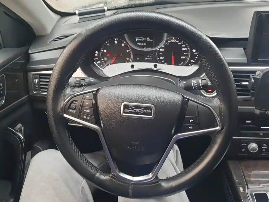 Zotye Zotye Z700 — миниатюра 15