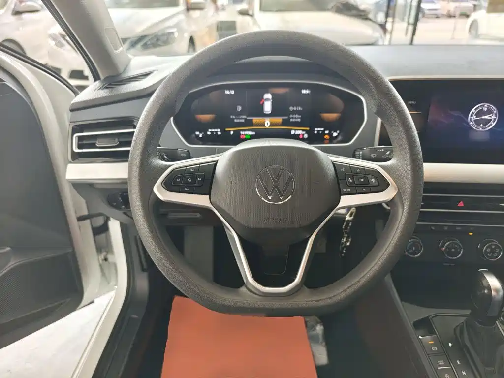 Volkswagen Lavida — миниатюра 11