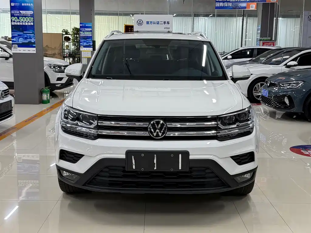 Volkswagen Tharu XR 280TSI 2WD Luxury Edition, фото 2