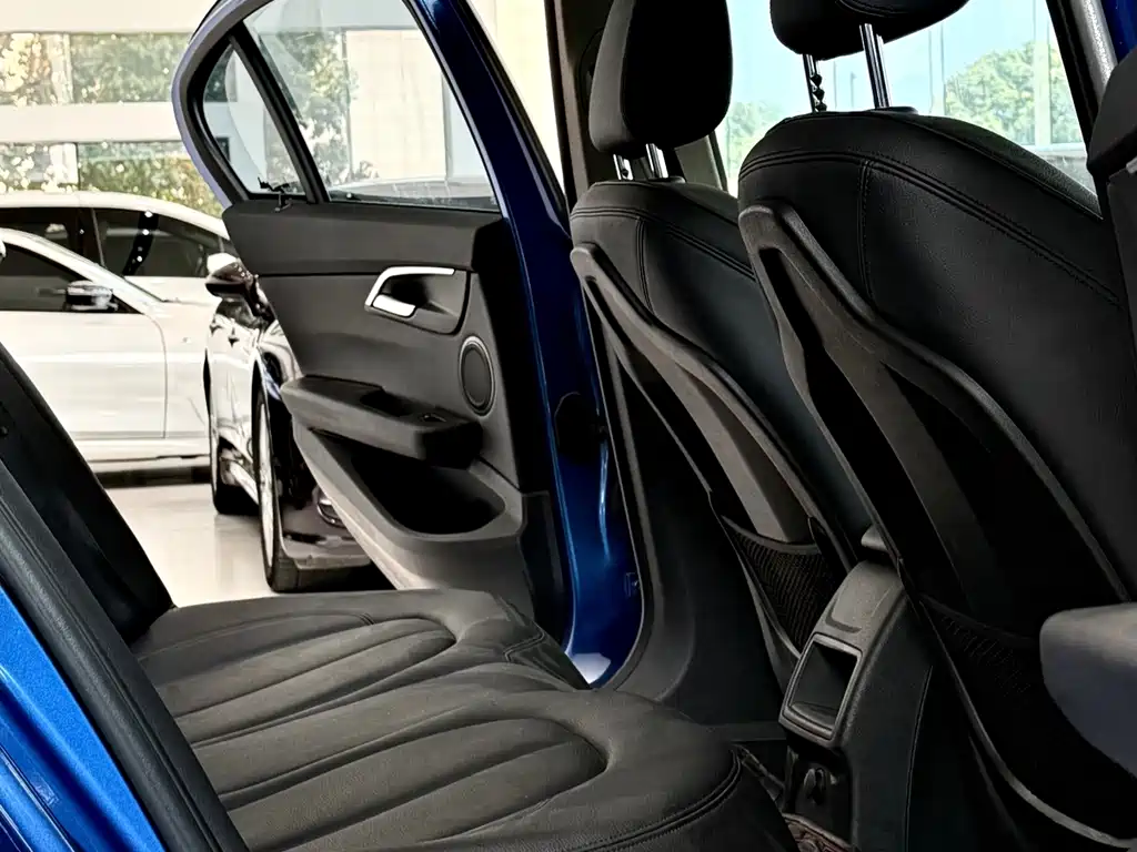BMW 1 Series 118i Sport Type, фото 9