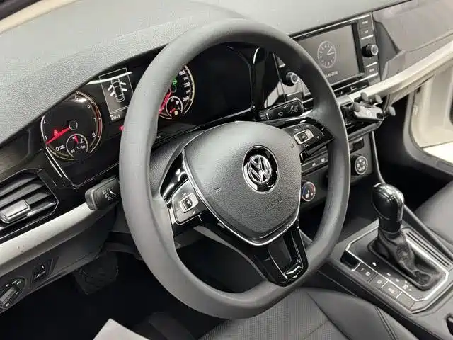 Volkswagen Lavida — миниатюра 12