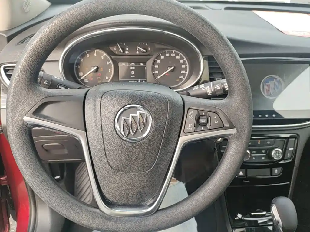 Buick Encore — миниатюра 11