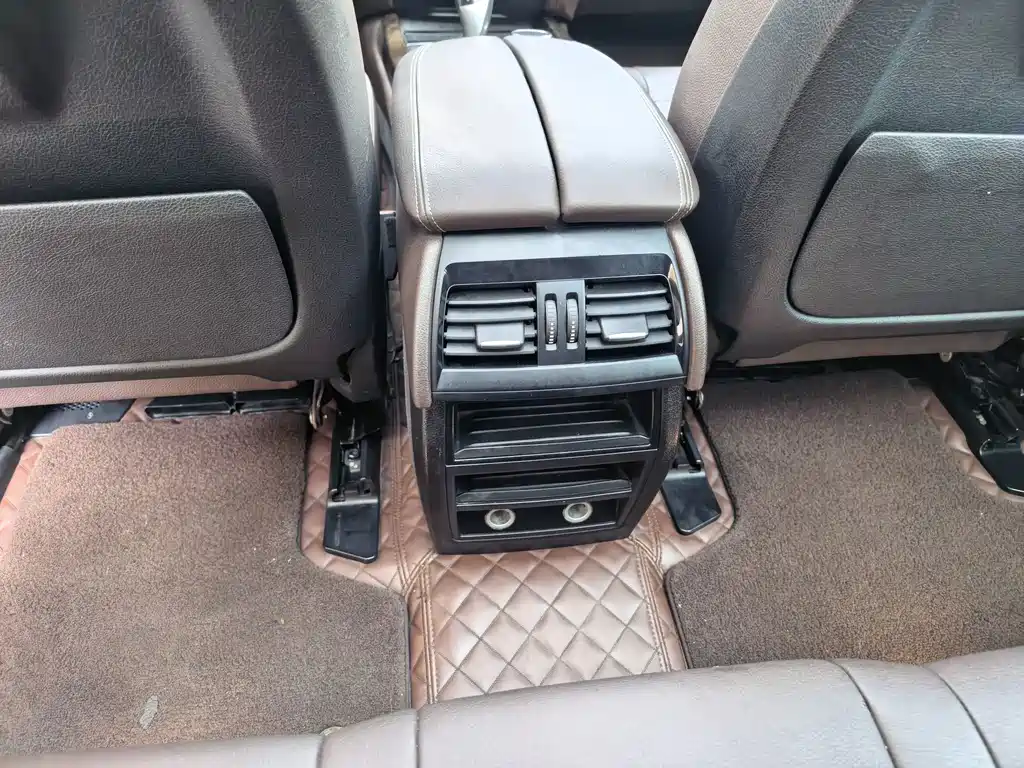 BMW X5 (Import) — миниатюра 7