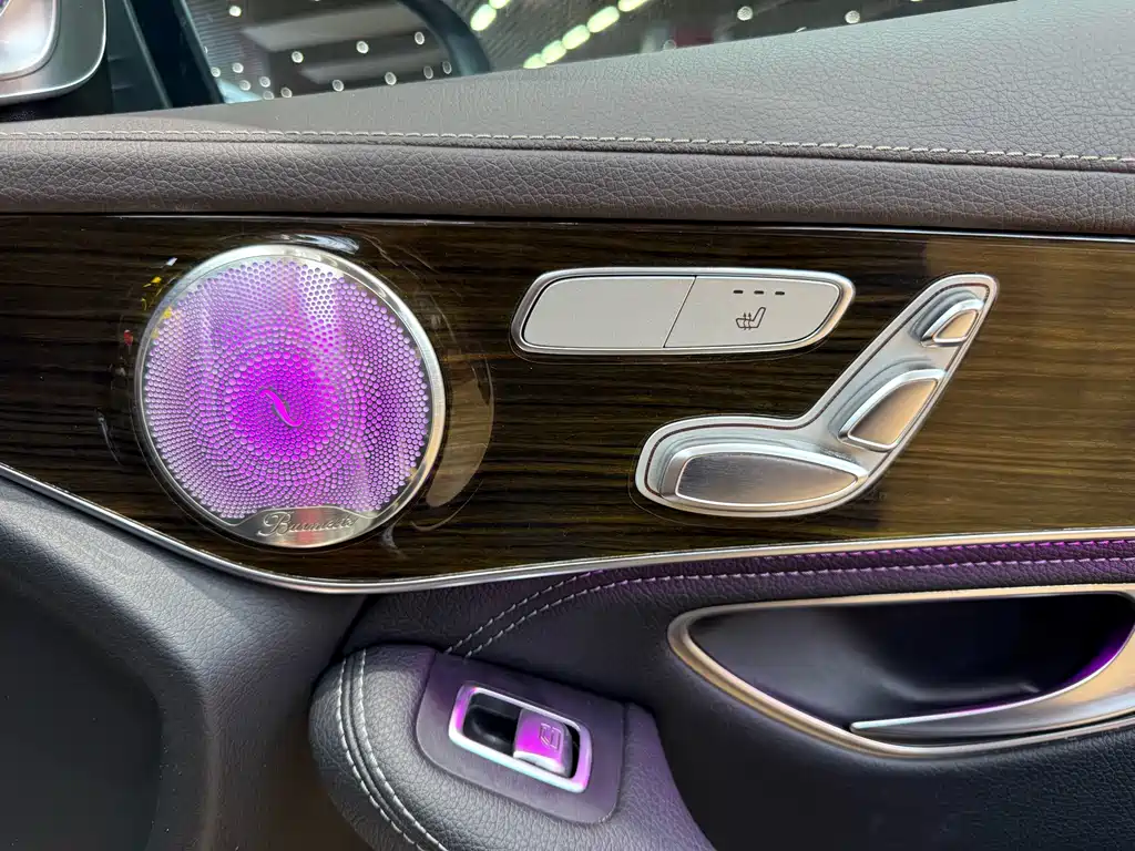 Mercedes-Benz GLC — миниатюра 32