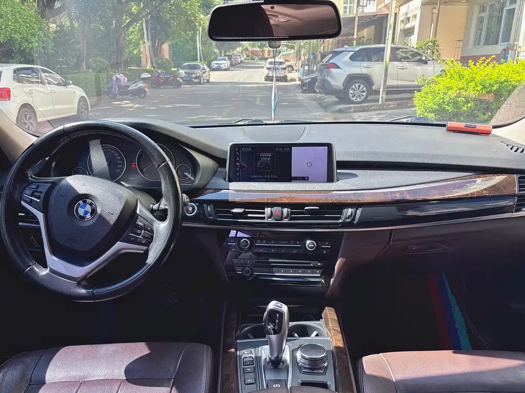 BMW X5 (Import) — миниатюра 8