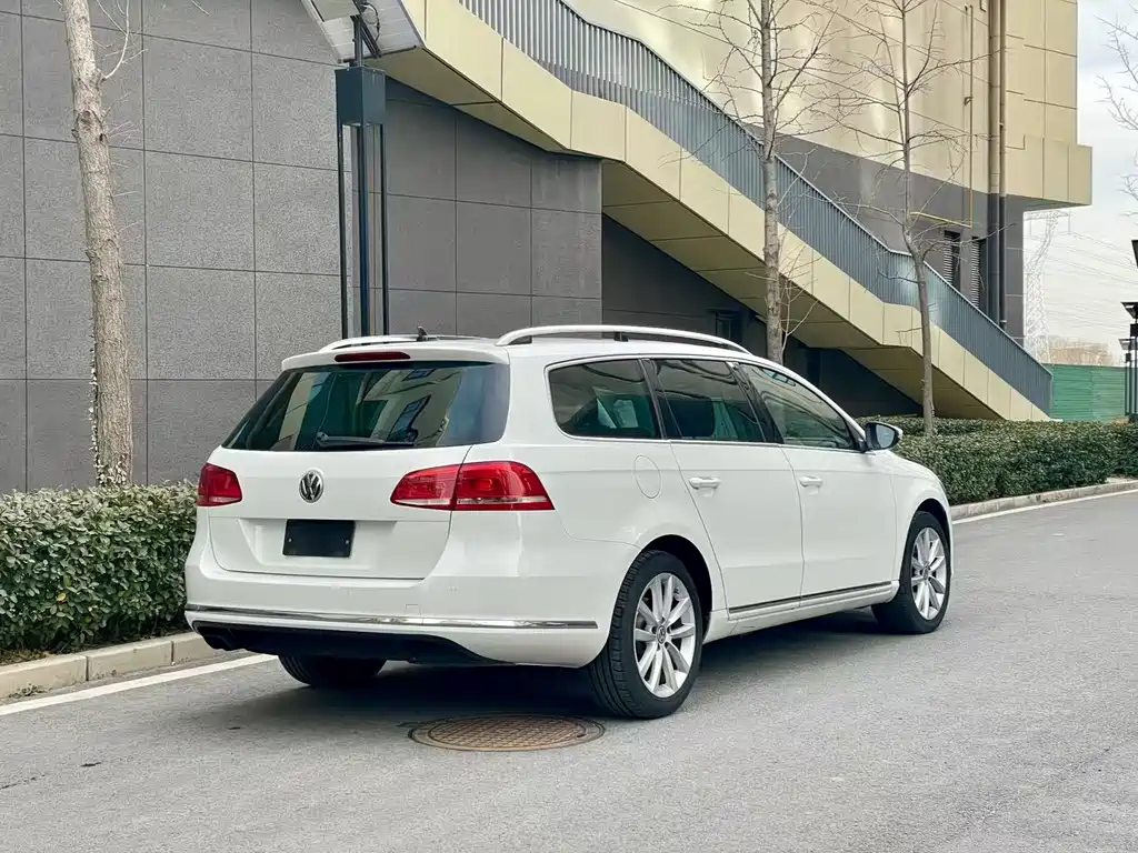 Volkswagen Magotan (Import) Touring Edition 2.0TSI Comfort Type, фото 9