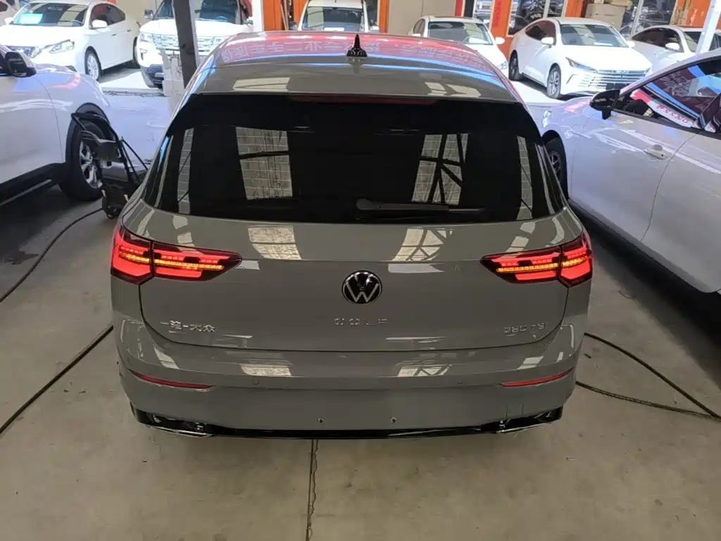 Volkswagen Golf — миниатюра 6