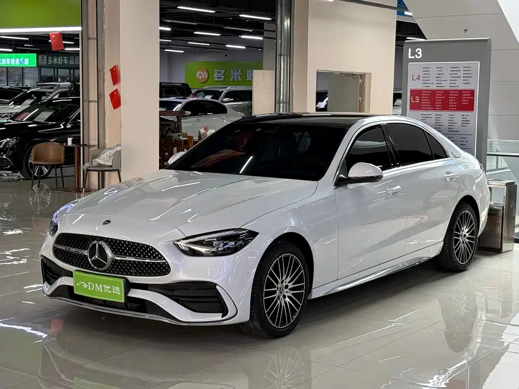 Mercedes-Benz C-Class — миниатюра 3