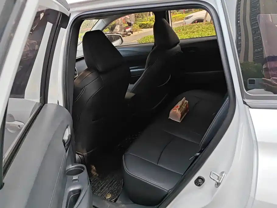 Toyota Frontlander — миниатюра 11