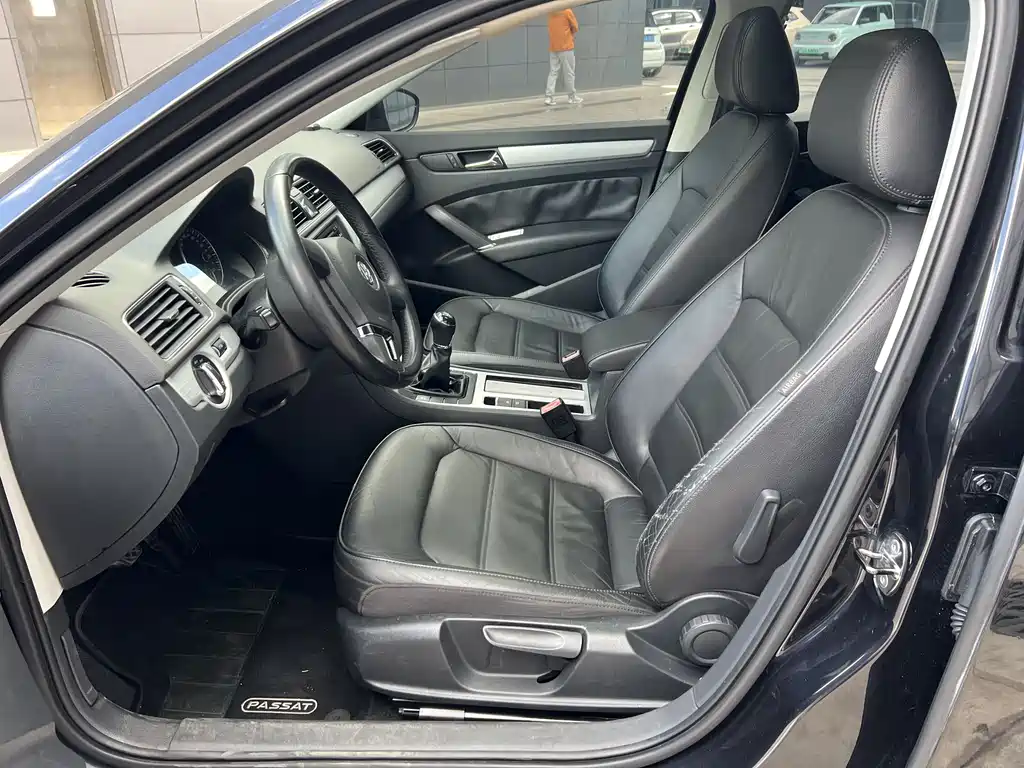 Volkswagen Passat 2014 1.4TSI MT