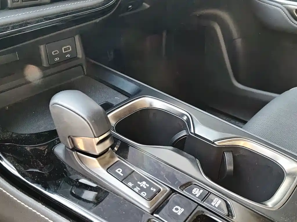 Lexus NX New Energy — миниатюра 9