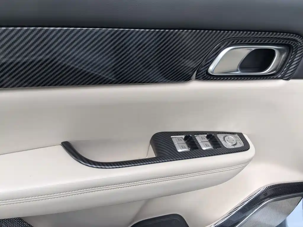 Li Auto Li ONE — миниатюра 22