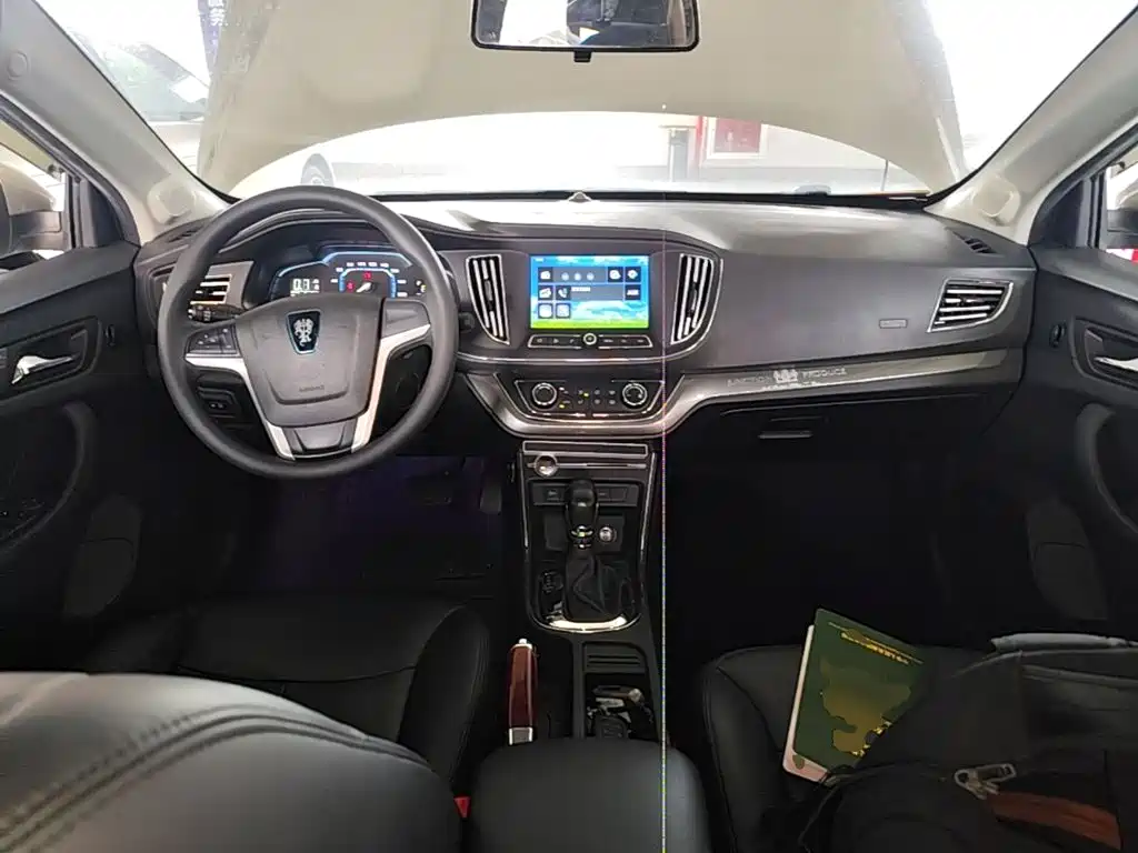Roewe 360 — миниатюра 10