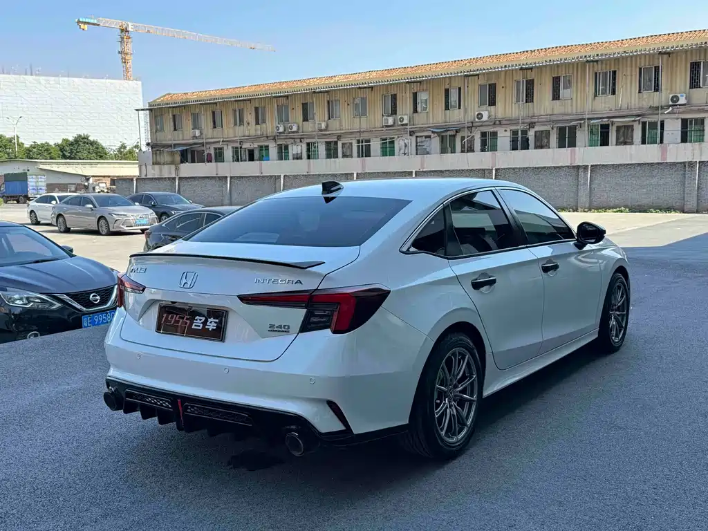 Honda Integra — миниатюра 9