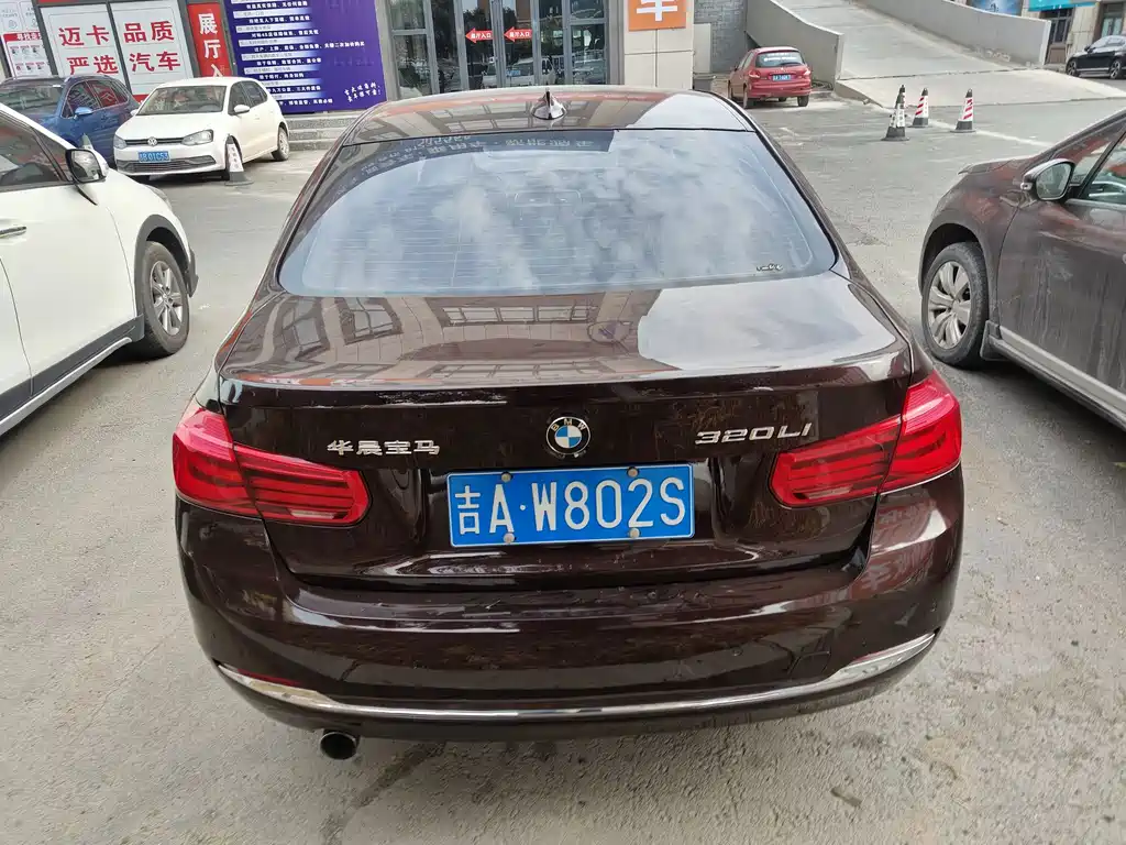 BMW 3 Series — миниатюра 9
