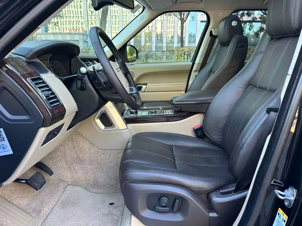 Land Rover Range Rover — миниатюра 18