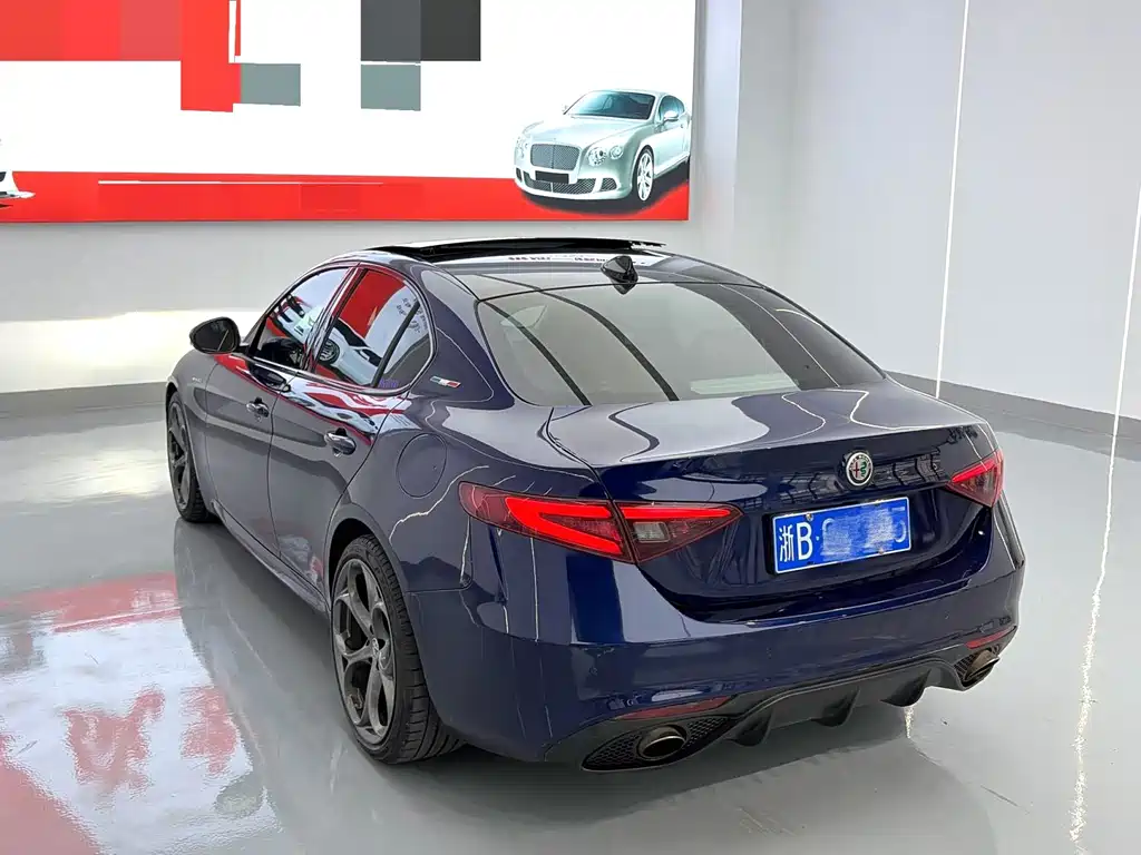 Alfa Romeo Giulia — миниатюра 9