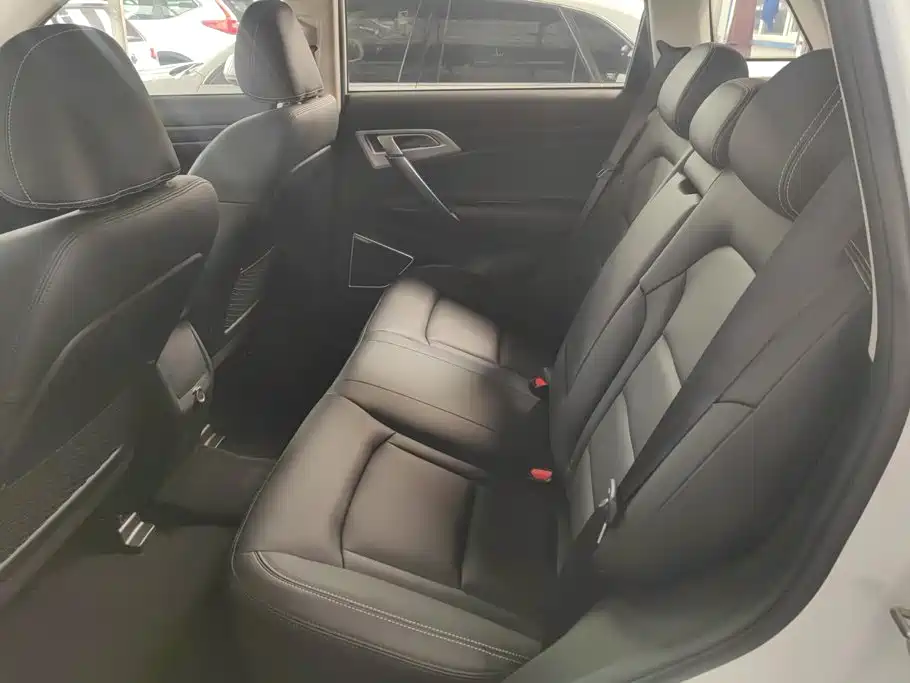 Geely Boyue — миниатюра 11