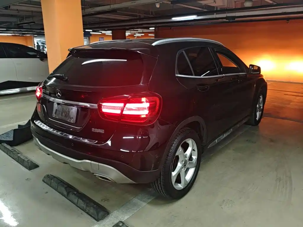 Mercedes-Benz GLA — миниатюра 7