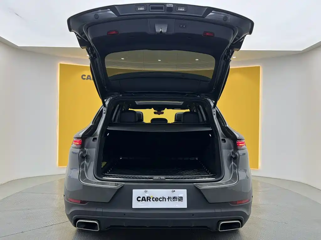 Porsche Cayenne — миниатюра 14